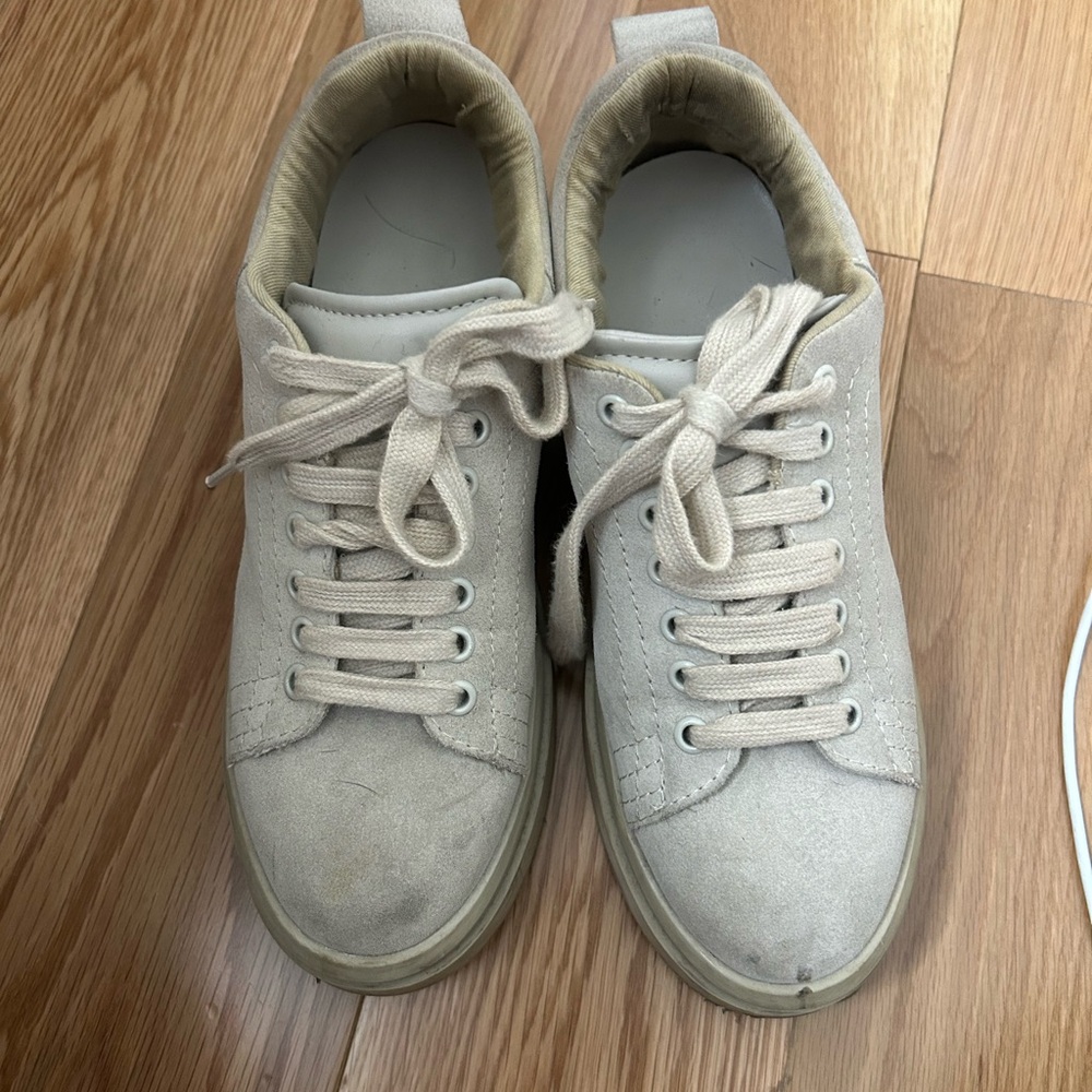 Zara Cream Sneakers